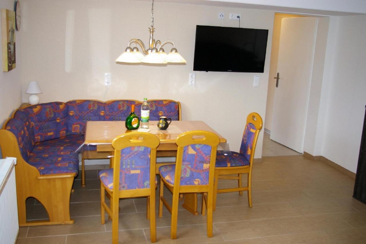 Ferienwohnung Am Steigerwaldrand Sugenheim Exteriör bild