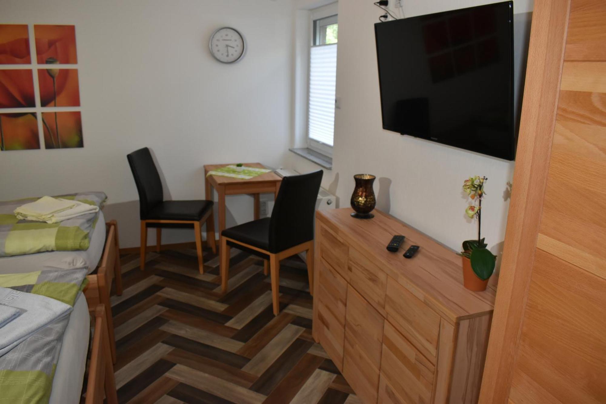 Ferienwohnung Am Steigerwaldrand Sugenheim Exteriör bild